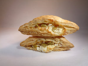 Feta Cheese & Green Olives Puff Pastry - 8 Pieces