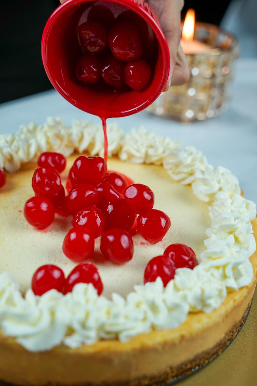 Cherry Classic Cheesecake - Size 9 inch - Serve 8 or 10 Persons