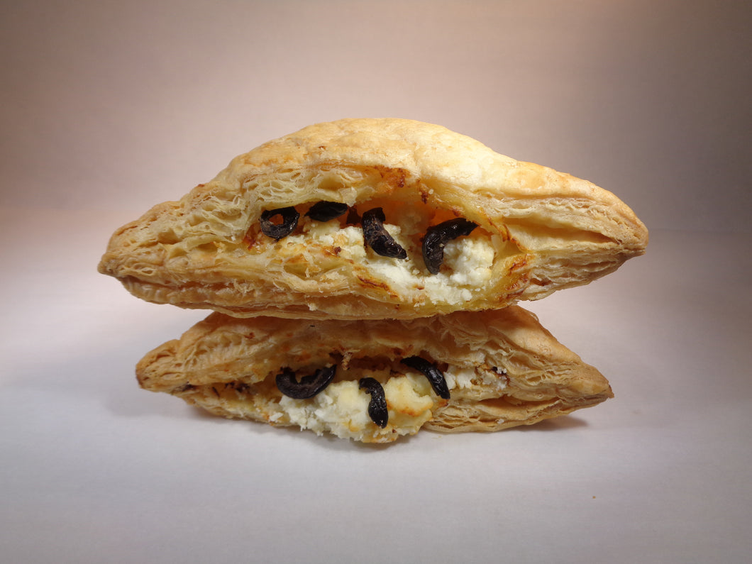 Feta Cheese & Black Olives Puff Pastry - 8 Pieces